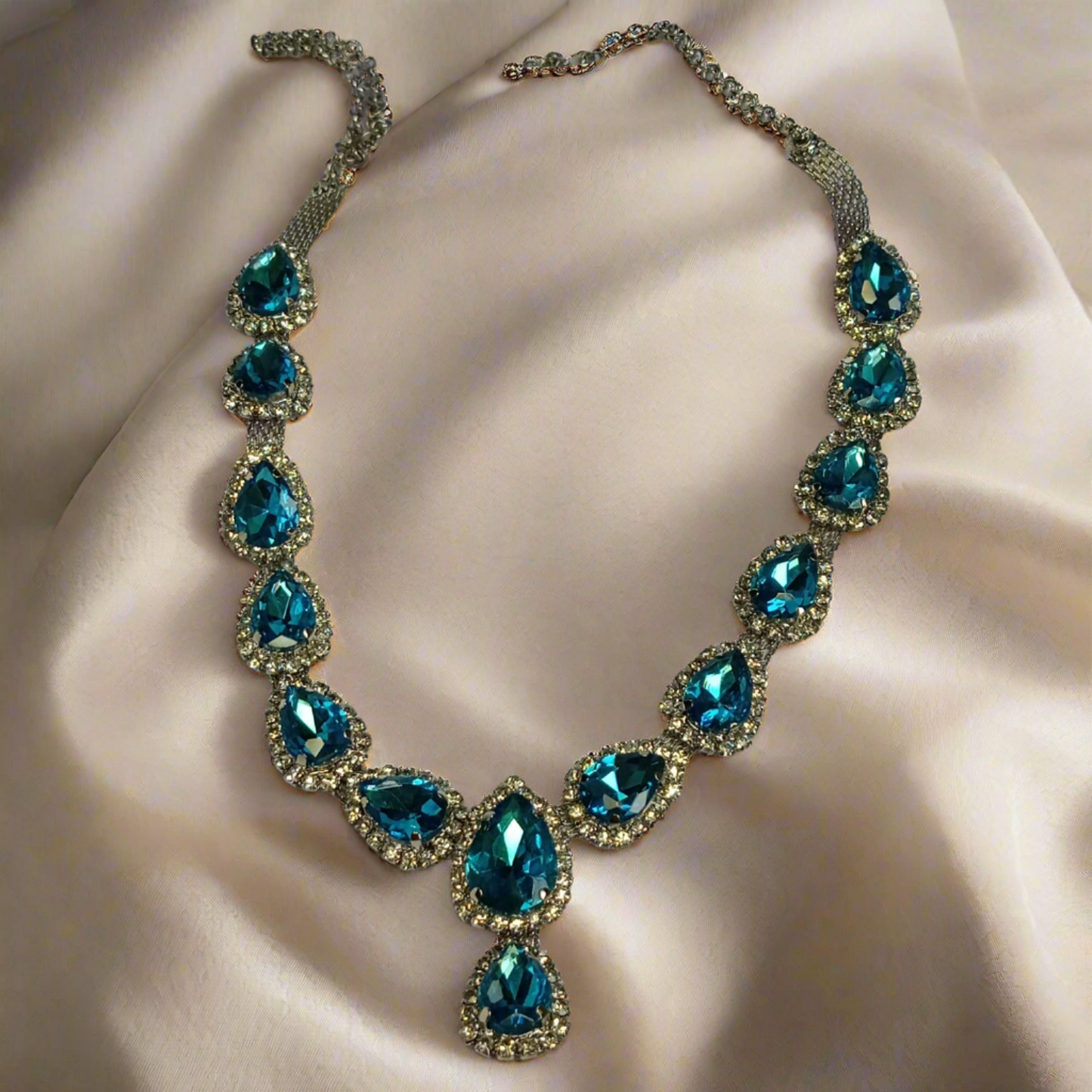 DIL NECKLACE SET (Free Gift On Every Purchase)