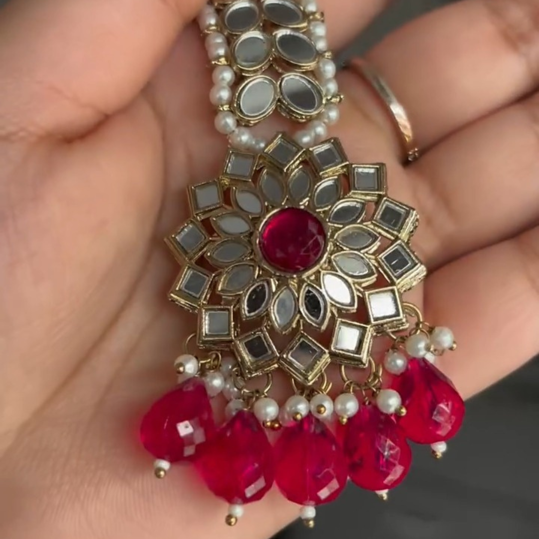 Pranisha Jhumka With Mangtikka (Free Gift With Every Purchase)